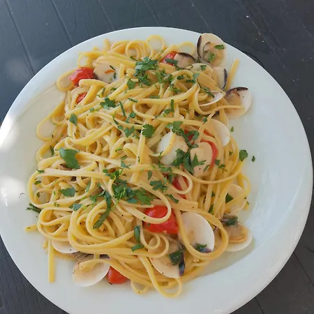 Cimi Subashi Seaside Boutique